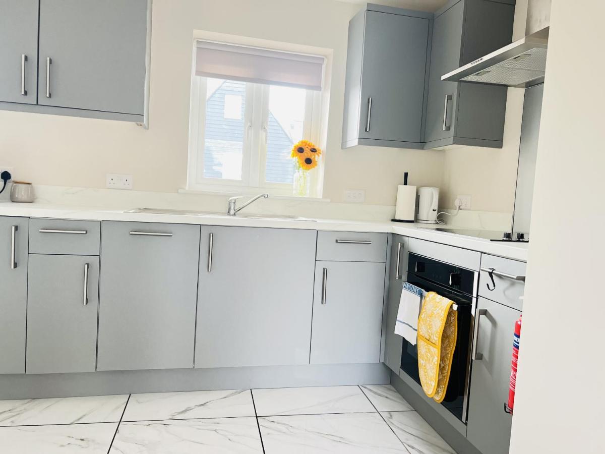 ניומרקט Brand New 1 Bed Apartment, 5Min Walk To Racing & Main Strip, With Electric Parking Bay & Terrace Long Stay Work Contractor Leisure - Citrine מראה חיצוני תמונה